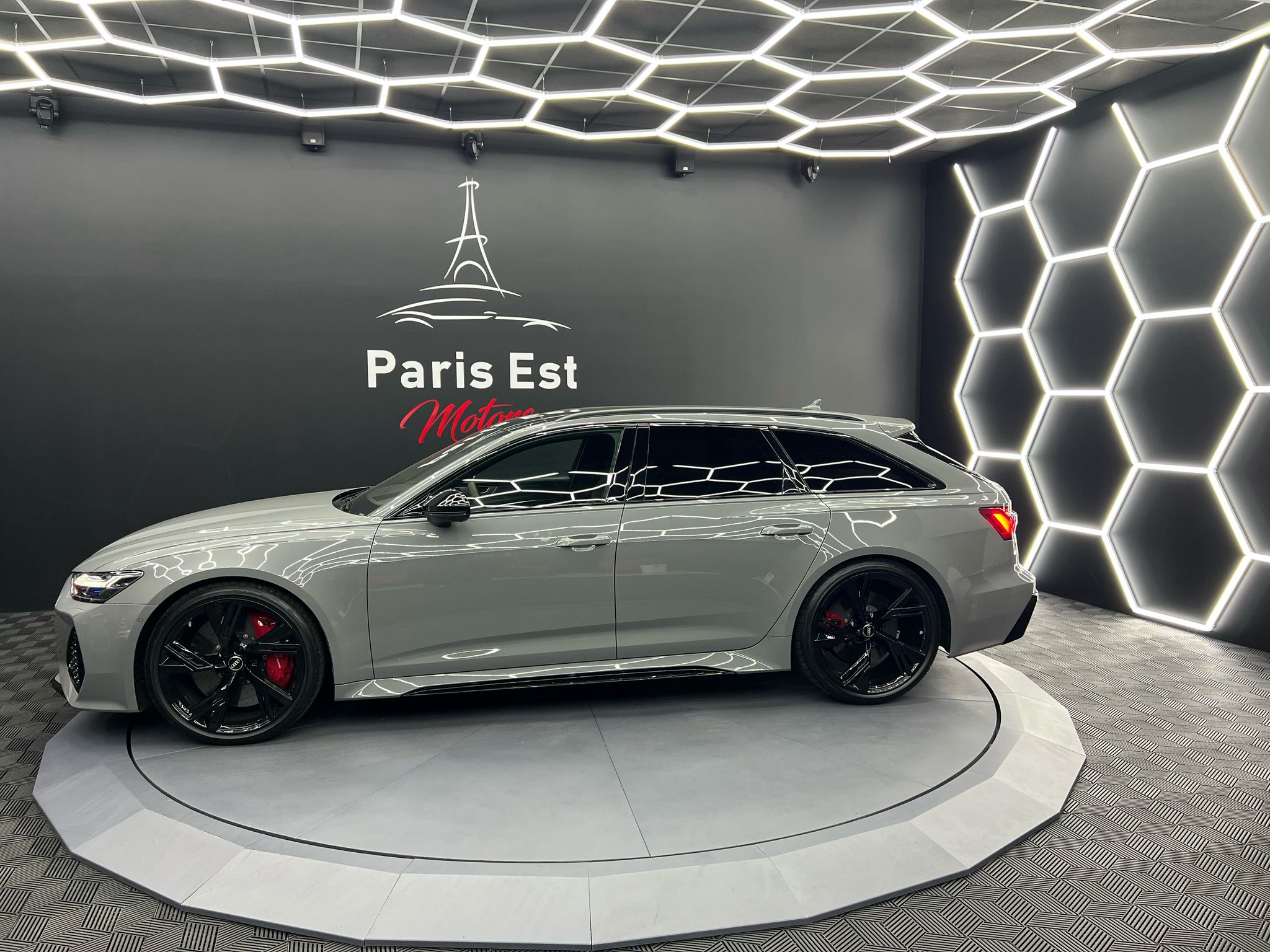 Car Image 6