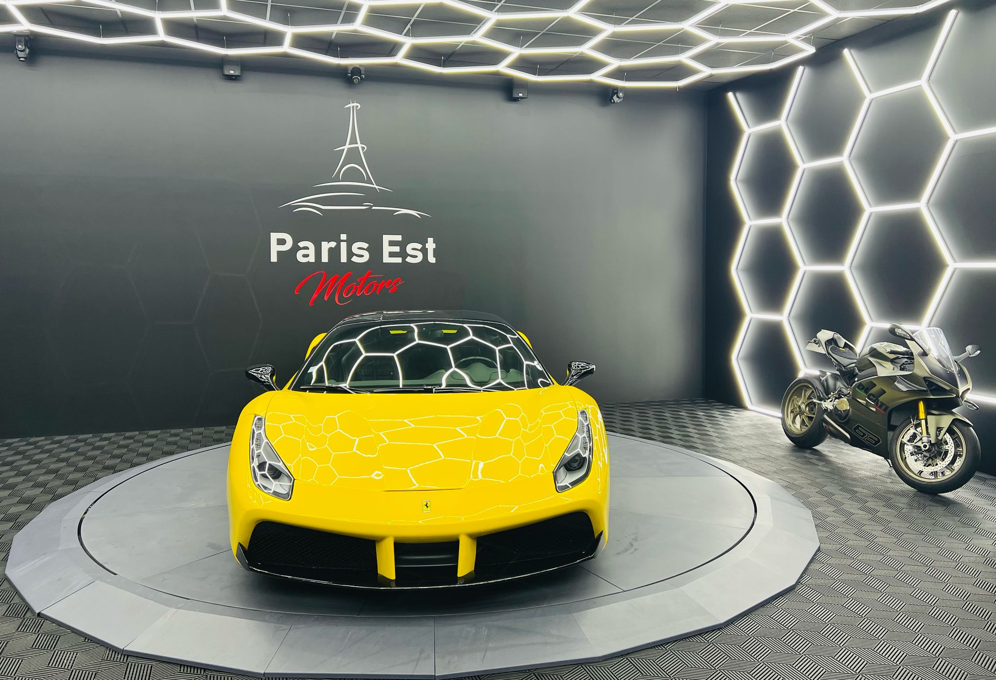 Car Image 3