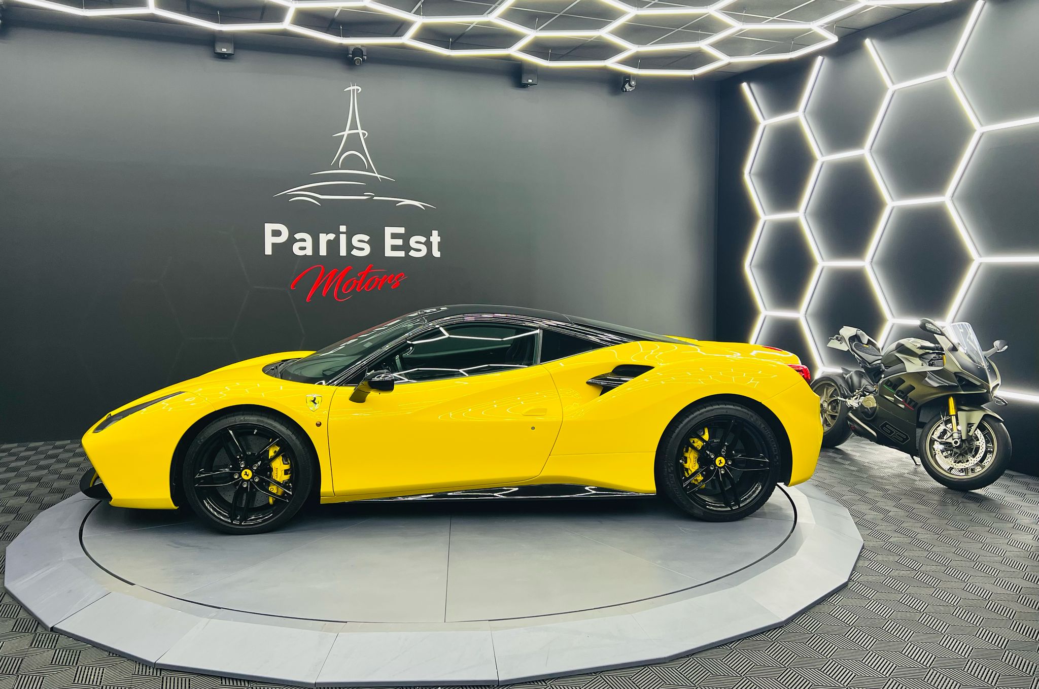 Car Image 4
