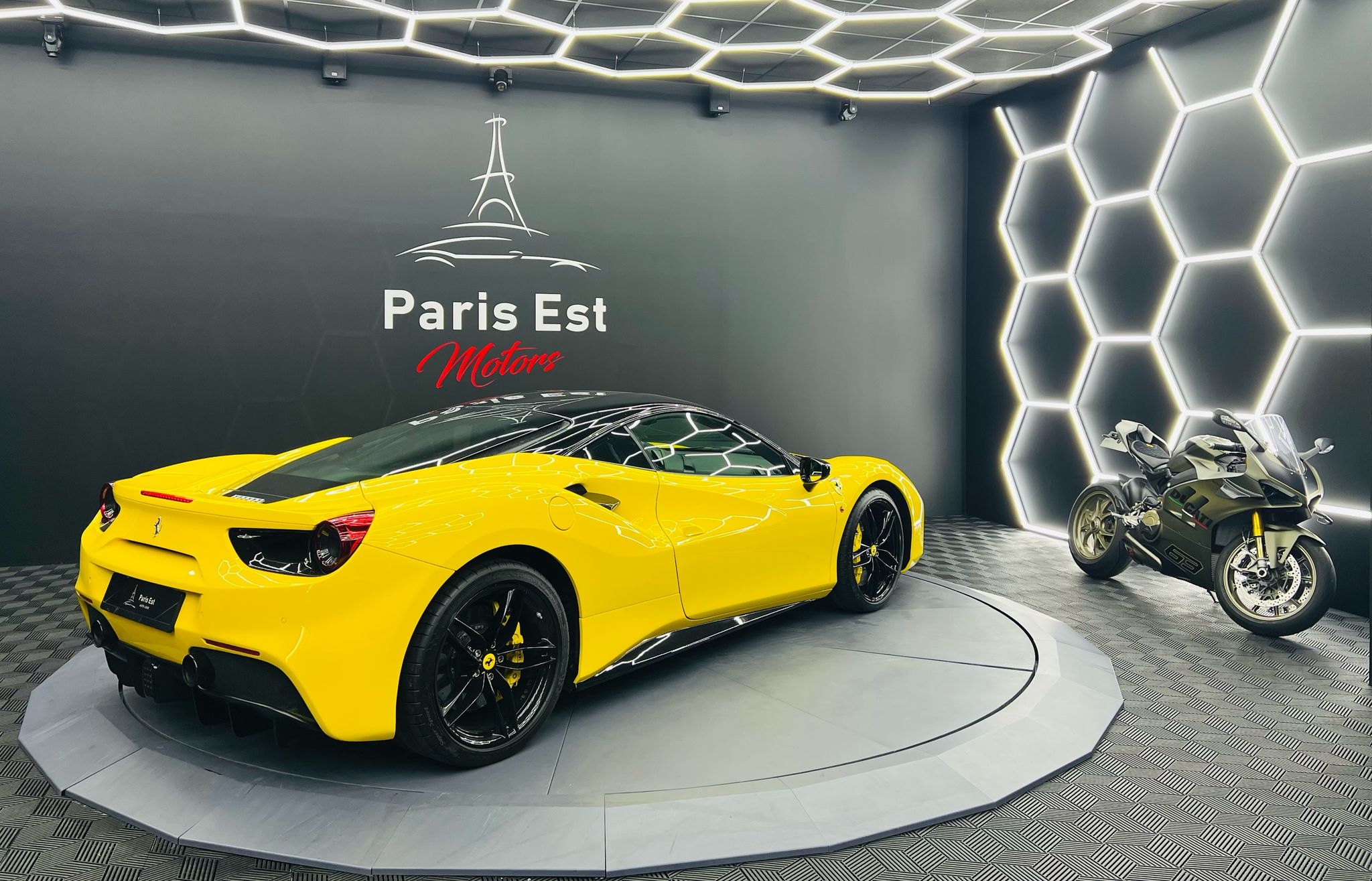 Car Image 6