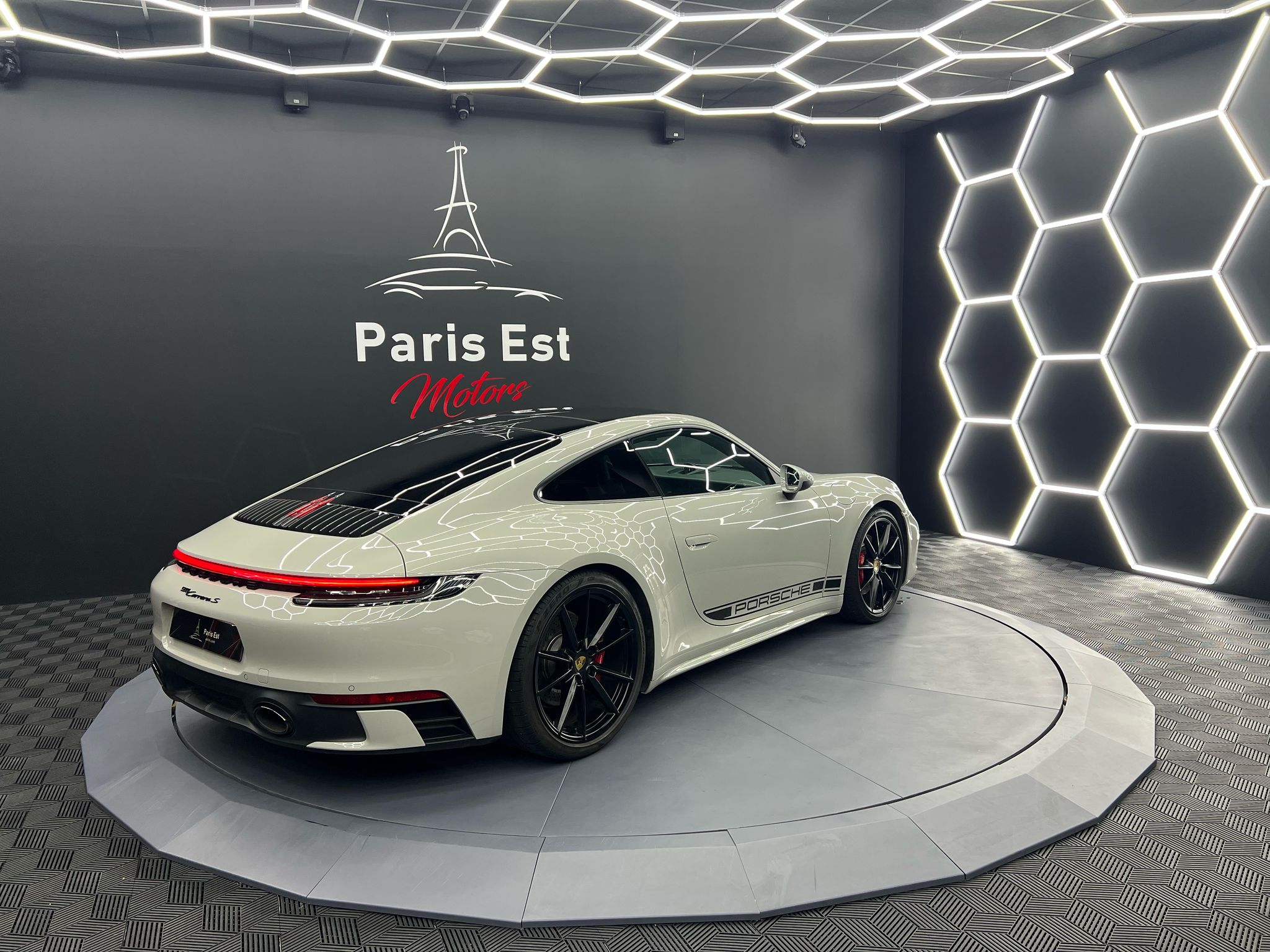 Car Image 5