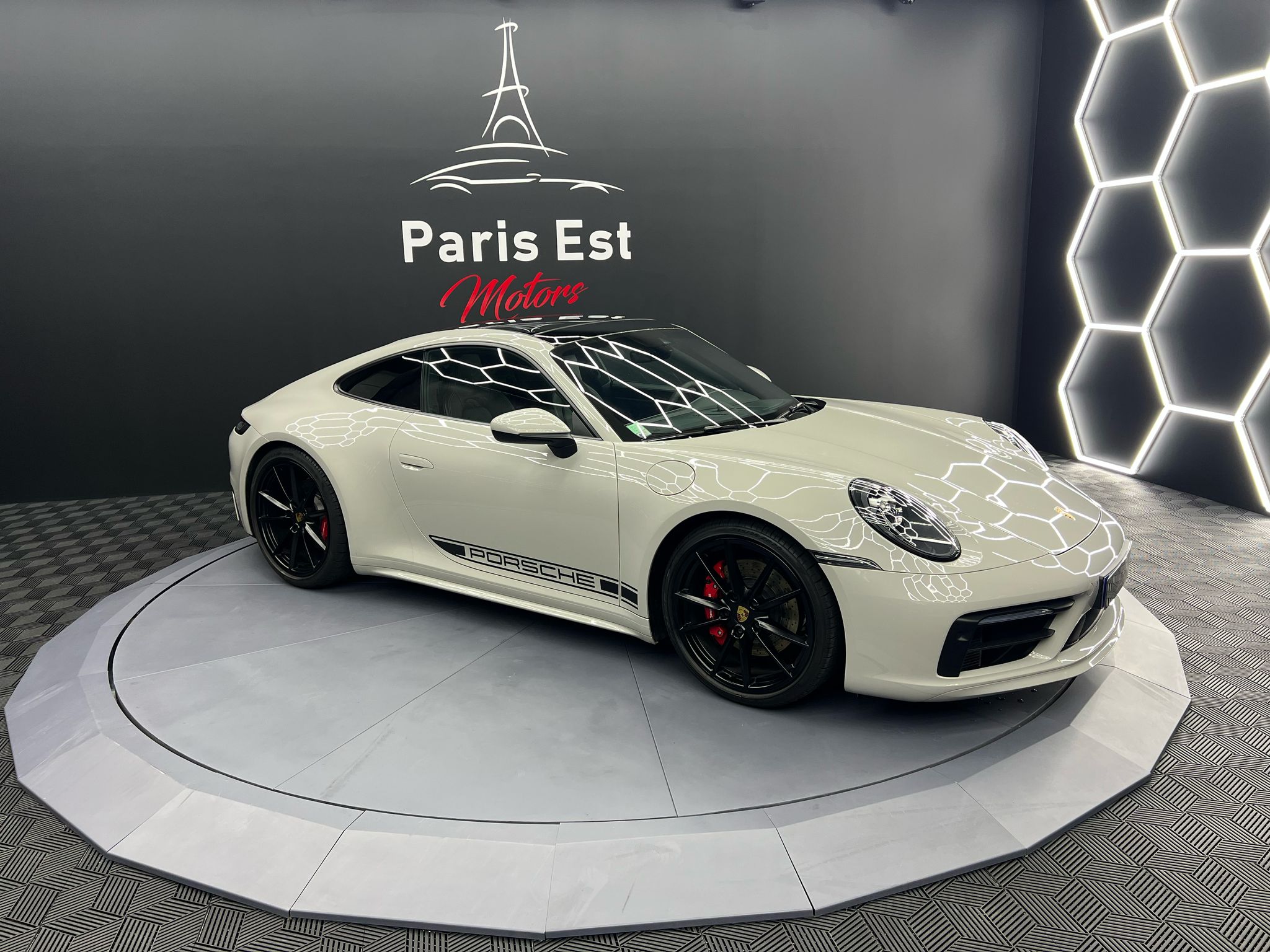 Car Image 8