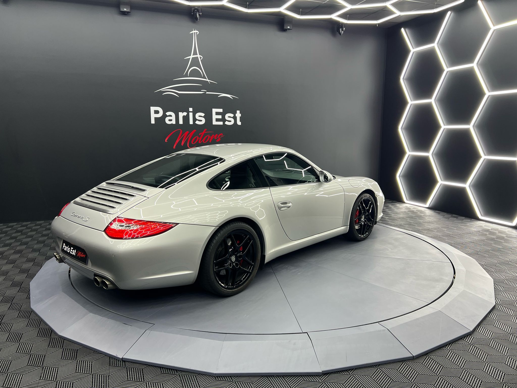 Car Image 6