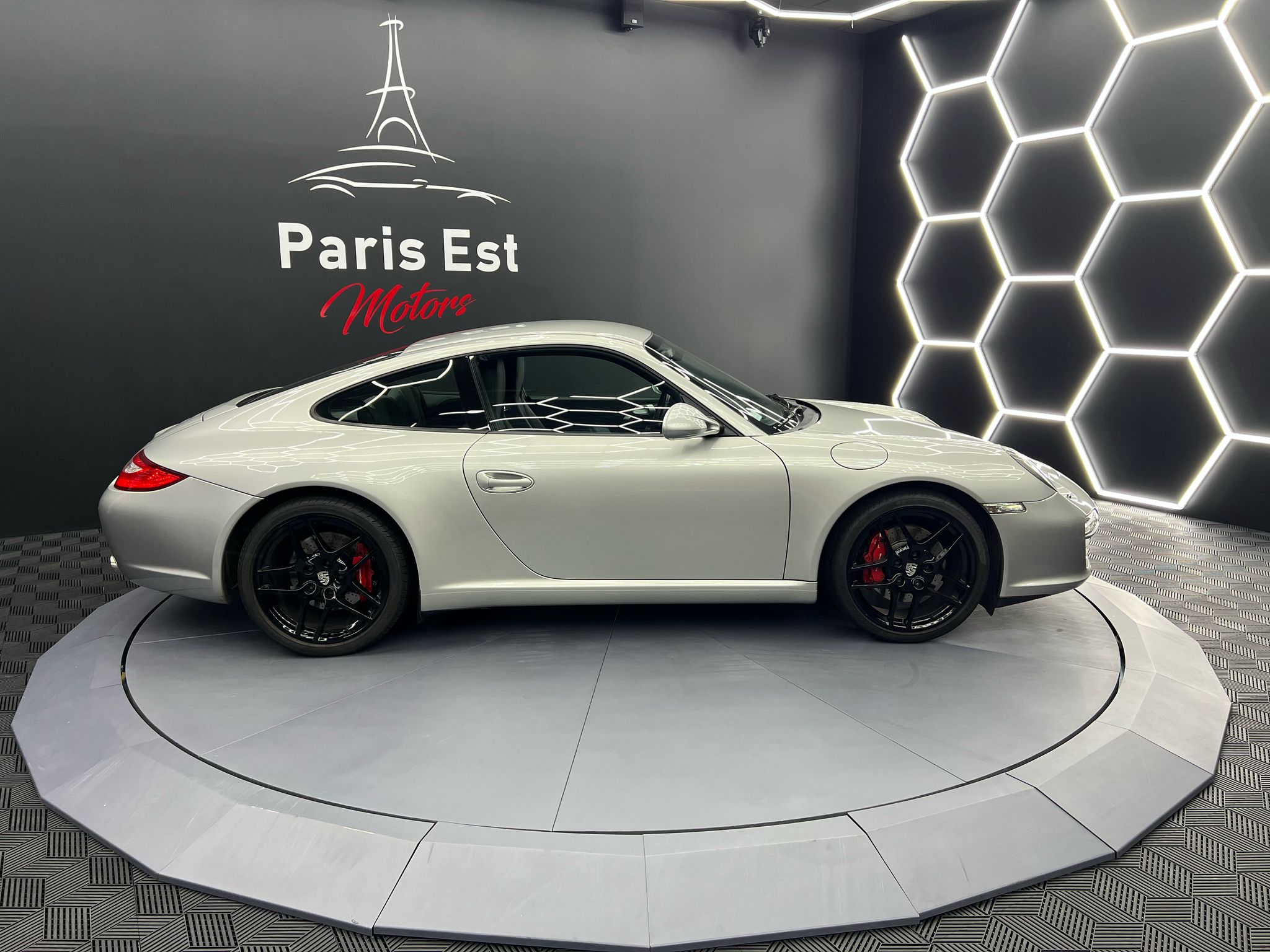 Car Image 7
