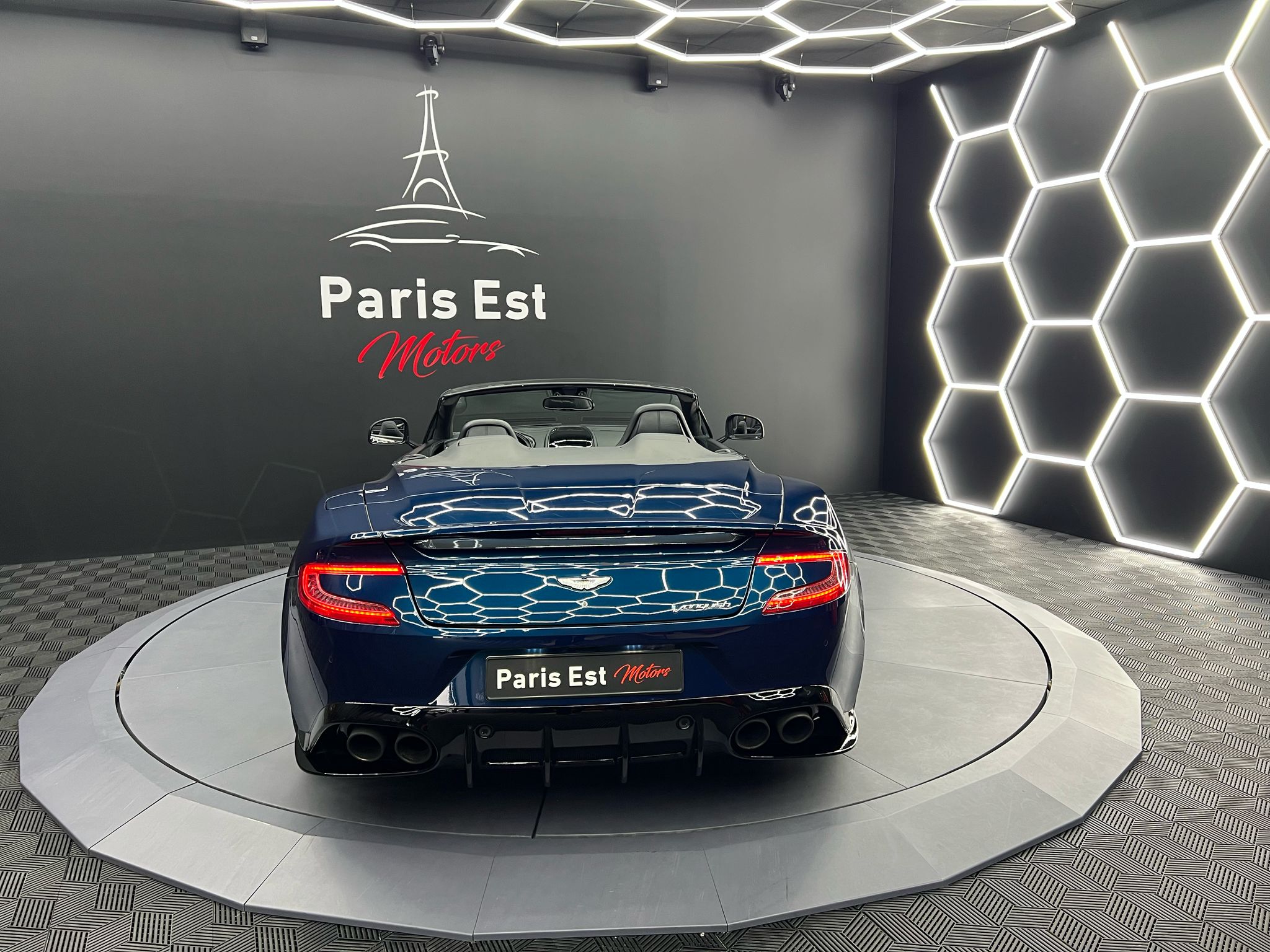 Car Image 4