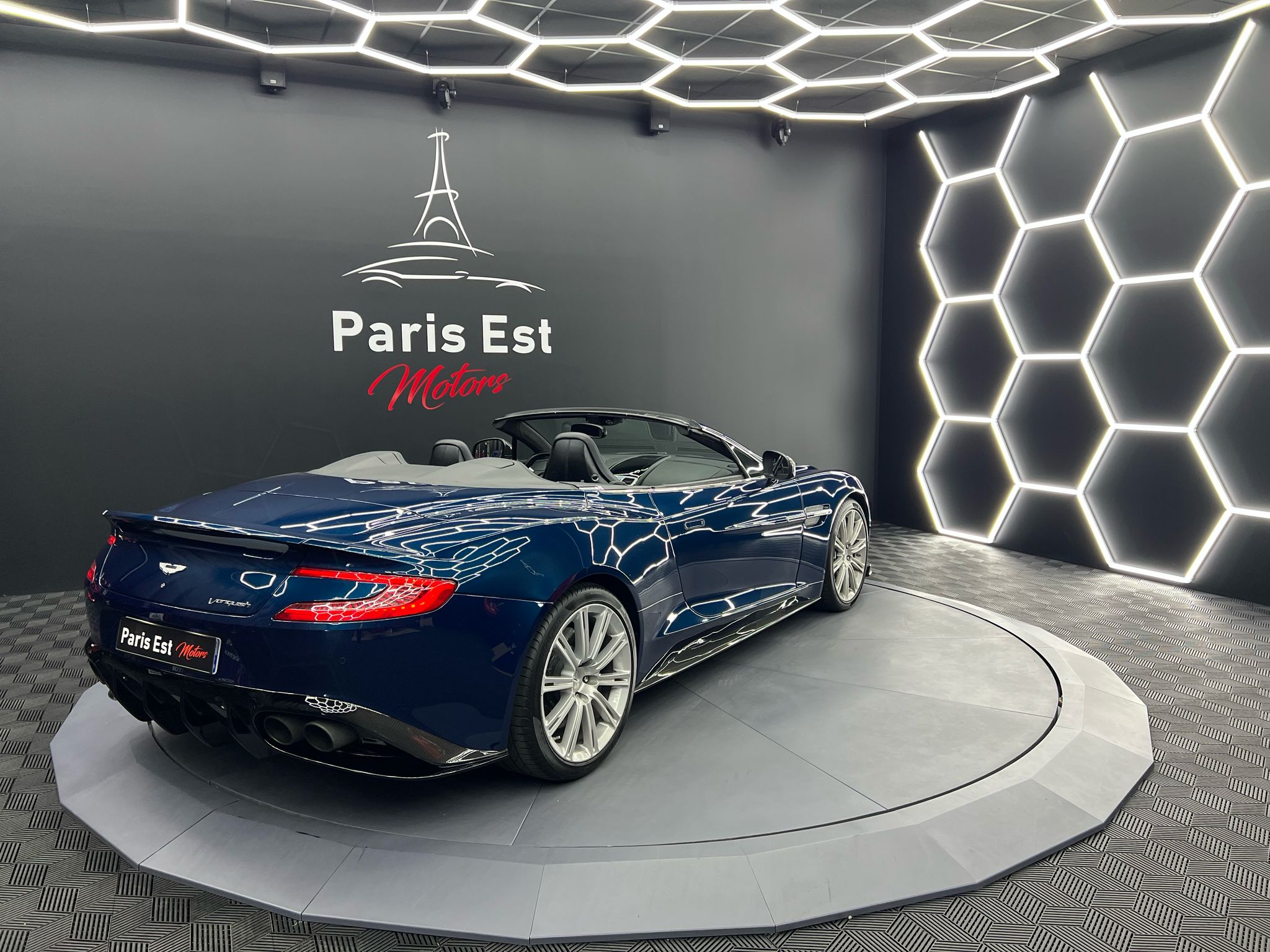 Car Image 5