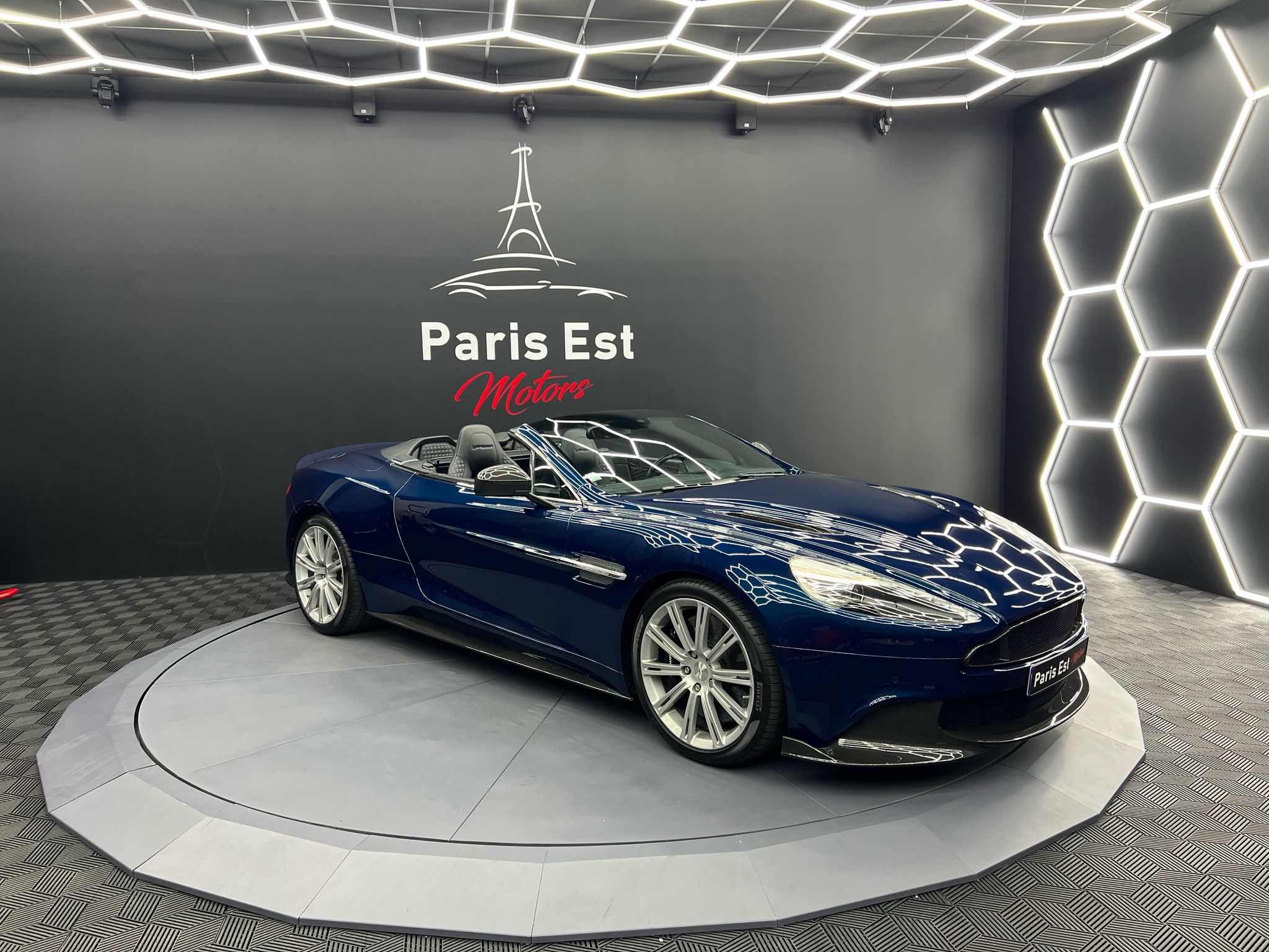 Car Image 8