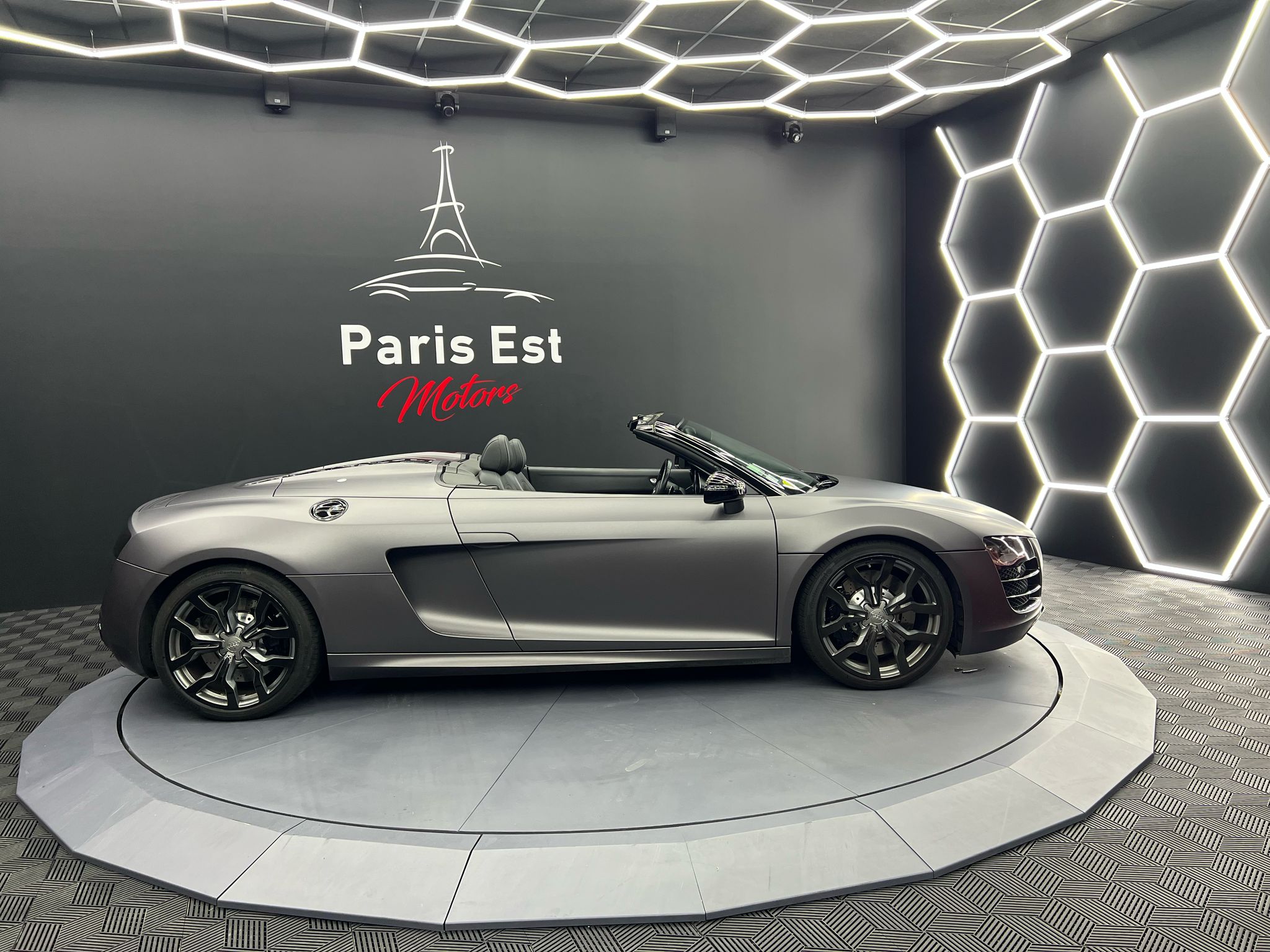 Car Image 7