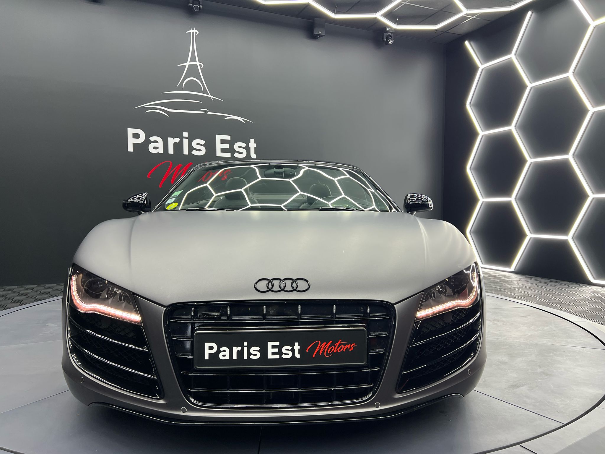 Car Image 9